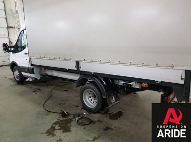 Рис. 3 Наши проекты: Установка пневмоподвески на заднюю ось Ford Transit