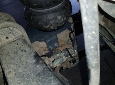 Рис. 1 Наши проекты: Установка пневмоподвески на заднюю ось Ford Transit двухскат 2018