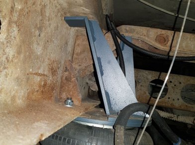 Рис. 4 Наши проекты: Пневмоподвеска на Foton Auman III 135P - Этапы установки