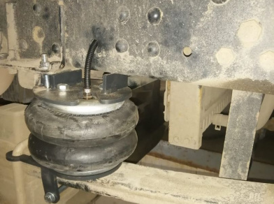 Рис. 3 Наши проекты: Установка пневмоподвески на Foton Aumark S120 (BJ 1128)