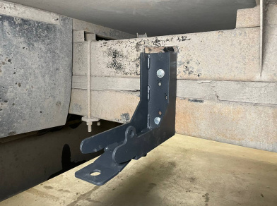 Рис. 6 Наши проекты: Установка кронштейна запасного колеса Газель NEXT