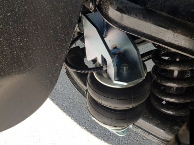 Рис. 4 Наши проекты: Пневмоподвеска на доработанную Газель Некст со спальником