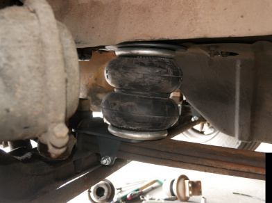 Рис. 3 Наши проекты: Пневмоподвеска на переднюю и заднюю ось Газон Next