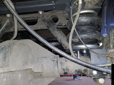 Рис. 8 Наши проекты: Установка пневмоподвески на Газель Некст 4,6 тонн