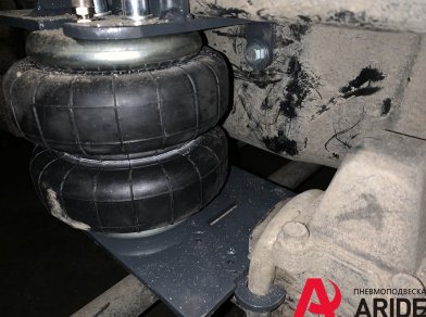 Рис. 15 Наши проекты: Пневмоподвеска на Hyundai HD 120 - Этапы установки