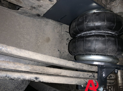 Рис. 3 Наши проекты: Пневмоподвеска на Hyundai HD 120 - Этапы установки