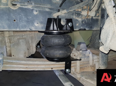 Рис. 1 Наши проекты: Установка передней пневмоподвески на кран-манипулятор Hyundai HD 120