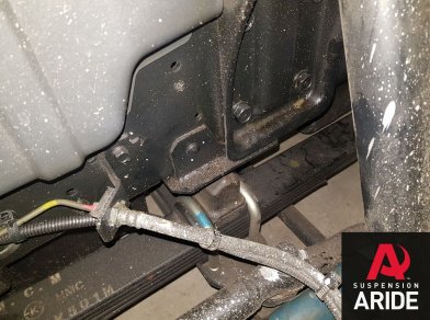 Рис. 8 Наши проекты: Пневмоподвеска на Hyundai HD 78 для грузоподъемности - Этапы установки