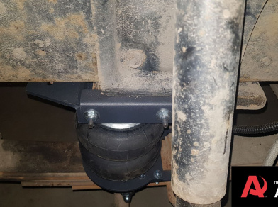 Рис. 12 Наши проекты: Пневмоподвеска на Hyundai HD 78 для передней рессорной подвески