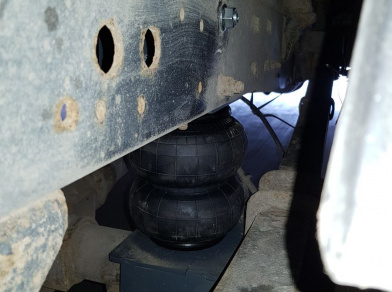 Рис. 6 Наши проекты: Пневмоподвеска на IVECO Daily 30C - Этапы установки