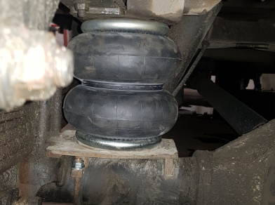 Рис. 8 Наши проекты: Ремонт вспомогательной пневмоподвески на Iveco Daily