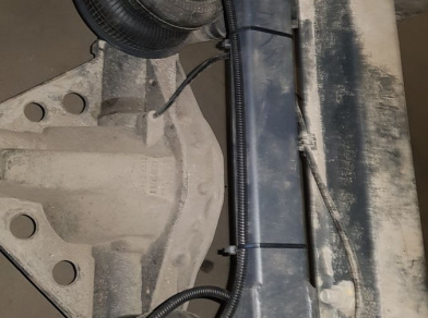 Рис. 6 Наши проекты: Установка задней пневмоподвески на эвакуатор ﻿Iveco Daily 65C