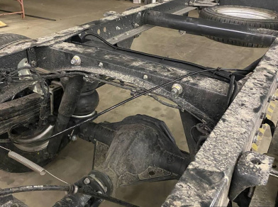 Рис. 4 Наши проекты: Установка пневмоподвески Iveco Daily 35C150