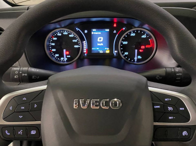 Рис. 6 Наши проекты: Установка пневмоподвески Iveco Daily 35C150