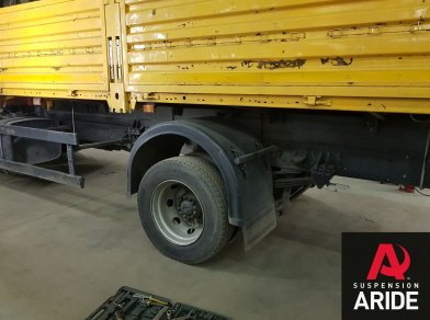 Рис. 11 Наши проекты: Пневмоподвеска на Камаз 4308 - установка на заднюю ось