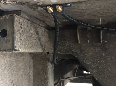 Рис. 2 Наши проекты: Пневмоподвеска на ВАЗ (Lada) ВИС - Этапы установки