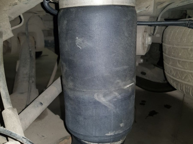 Рис. 8 Наши проекты: Пневмоподвеска на Mercedes Viano для комфорта - Этапы установки