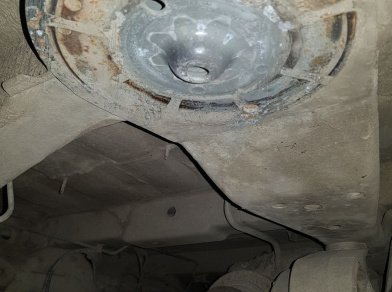 Рис. 7 Наши проекты: Пневмоподвеска на Mercedes Viano для комфорта - Этапы установки