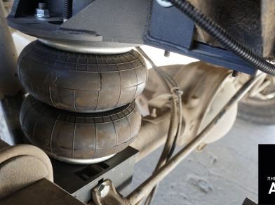 Рис. 11 Наши проекты: Пневмоподвеска на Mercedes Sprinter W906 для Андрея Астапова из Lukoil Racing Team