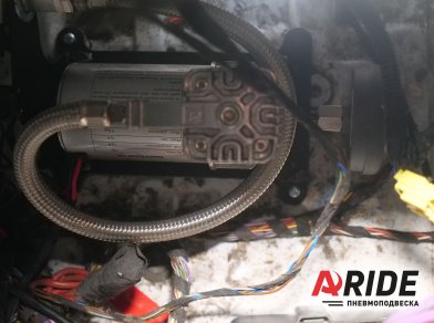 Рис. 7 Наши проекты: Вспомогательная пневмоподвеска на Mercedes-Benz Sprinter