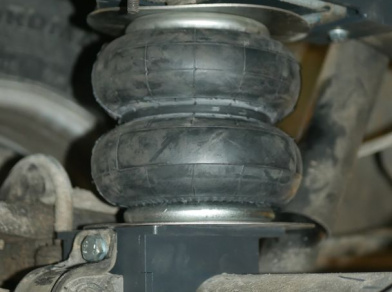 Рис. 2 Наши проекты: Установка пневмоподвески Mercedes Sprinter