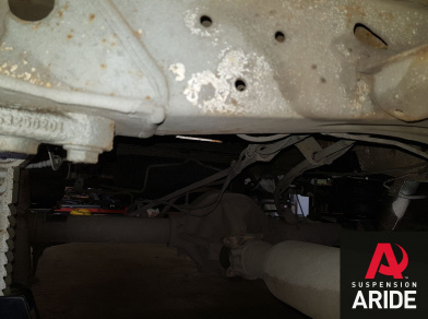 Рис. 4 Наши проекты: Пневмоподвеска на Mercedes Sprinter 3 для грузоподъемности - Этапы установки