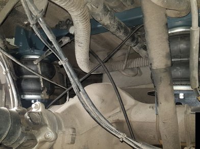 Рис. 9 Наши проекты: Установка задней пневмоподвески на Mercedes-Benz Sprinter в кузове W907