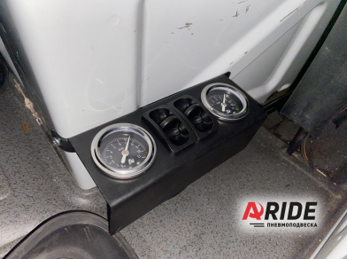 Рис. 3 Наши проекты: Установка пневмодвески на Mercedes-Benz Sprinter 5