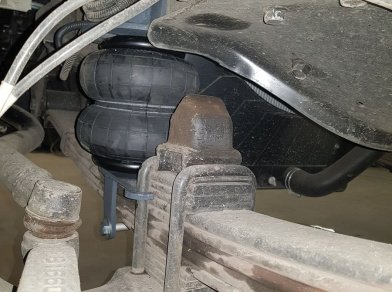 Рис. 6 Наши проекты: Пневмоподвеска на Mitsubishi Canter от производителя - Этапы установки