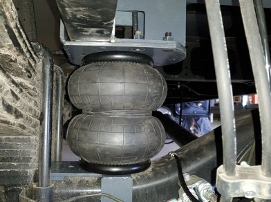 Рис. 2 Наши проекты: Пневмоподвеска на Mitsubishi Canter от производителя - Этапы установки