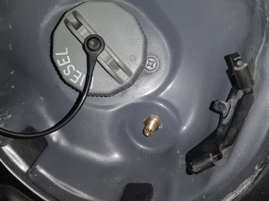 Рис. 10 Наши проекты: Пневмоподвеска на Mitsubishi L200 для грузоподъемности - Этапы установки