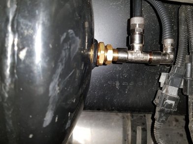 Рис. 11 Наши проекты: Пневмоподвеска на Mitsubishi Canter от компании Арайд - Этапы установки