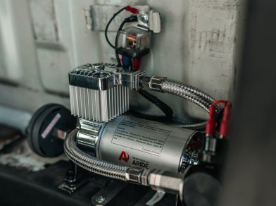 Рис. 5 Наши проекты: Пневмоподвеска на Nissan Cabstar