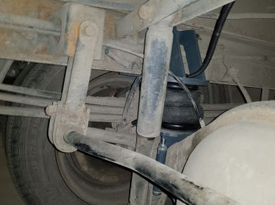 Рис. 9 Наши проекты: Пневмоподвеска на Nissan Cabstar - Этапы установки