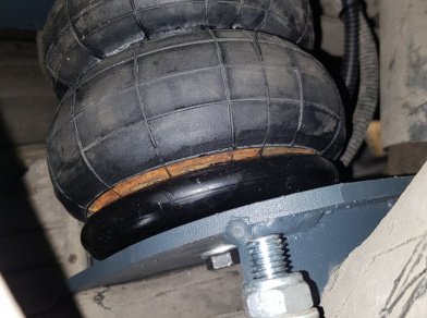 Рис. 16 Наши проекты: Пневмоподвеска на Nissan Cabstar - Этапы установки