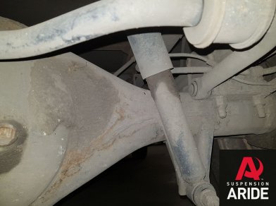 Рис. 5 Наши проекты: Пневмоподвеска на Nissan Cabstar - Этапы установки