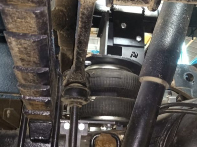 Рис. 6 Наши проекты: Передняя пневмоподвеска на ПАЗ 3206