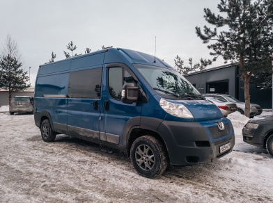 Рис. 1 Установка пневмоподушек на Peugeot Boxer