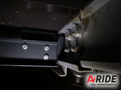 Рис. 7 Наши проекты: Пневмоподвеска на прицеп Knaus Tabbert