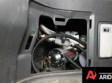 Рис. 7 Наши проекты: Установка пневмоподвески на Toyota Hiace