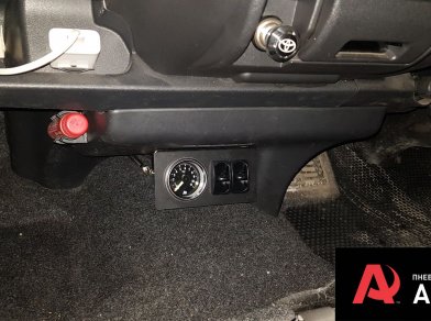 Рис. 6 Наши проекты: Установка пневмоподвески на Toyota Hiace