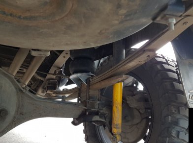 Рис. 4 Наши проекты: Пневмоподвеска на доработанную Toyota Tundra