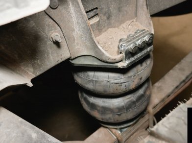 Рис. 4 Наши проекты: Пневмоподвеска на заднюю ось Toyota Tundra