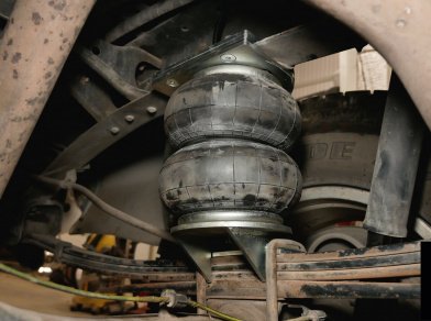 Рис. 6 Наши проекты: Пневмоподвеска на заднюю ось Toyota Tundra