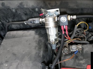 Рис. 16 Наши проекты: Монтаж задней пневмоподвески в дополнение к рессорам на Toyota Tundra