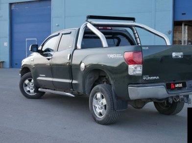 Рис. 2 Наши проекты: Монтаж задней пневмоподвески в дополнение к рессорам на Toyota Tundra