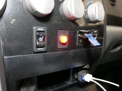 Рис. 7 Наши проекты: Монтаж задней пневмоподвески в дополнение к рессорам на Toyota Tundra