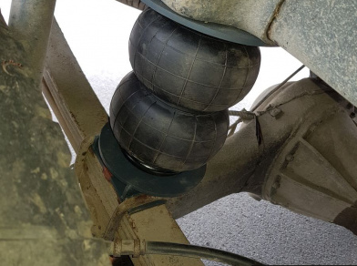 Рис. 11 Наши проекты: Пневмоподвеска на Toyota Tundra для усиления - Этапы установки