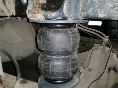 Рис. 17 Наши проекты: Пневмоподвеска на Toyota Tundra для усиления - Этапы установки