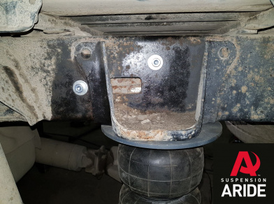 Рис. 8 Наши проекты: Пневмоподвеска на Toyota Tundra для усиления - Этапы установки